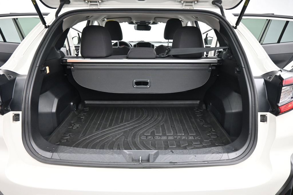 Used 2025 Subaru Crosstrek 2.0i Premium w/ Crosstrek Mirror Package AWD/4WD image 46