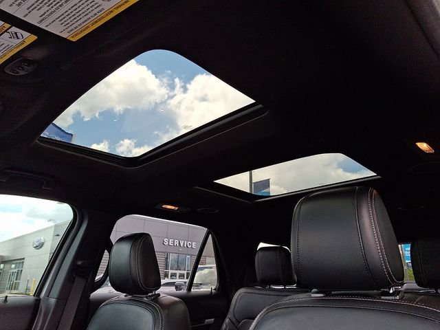 Certified 2018 Ford Explorer Limited AWD/4WD image 21