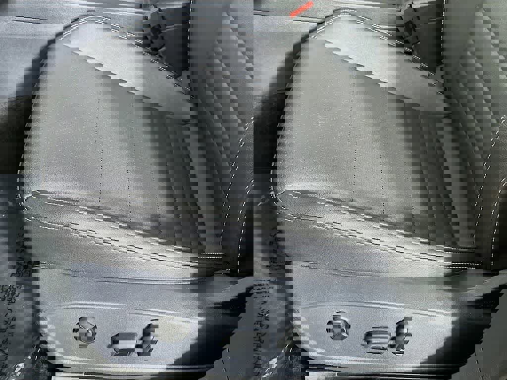 Used 2024 Volkswagen Jetta SE image 29