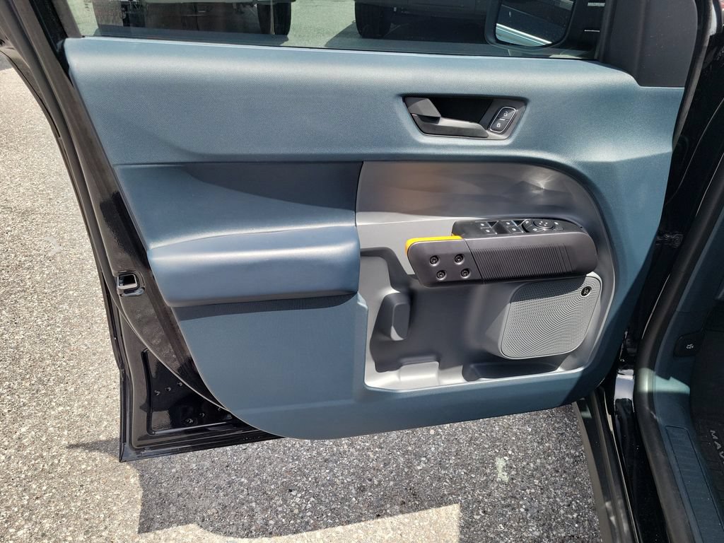 Certified 2025 Ford Maverick Tremor AWD/4WD image 20