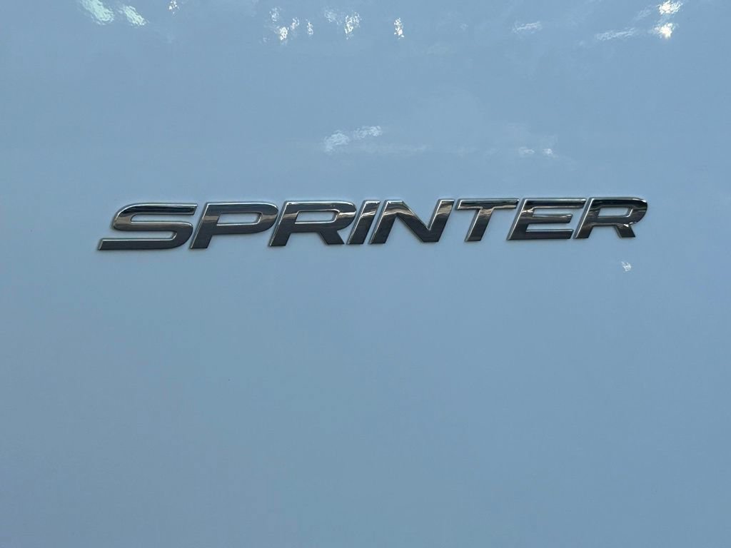 Used 2025 Mercedes-Benz Sprinter 2500 image 21