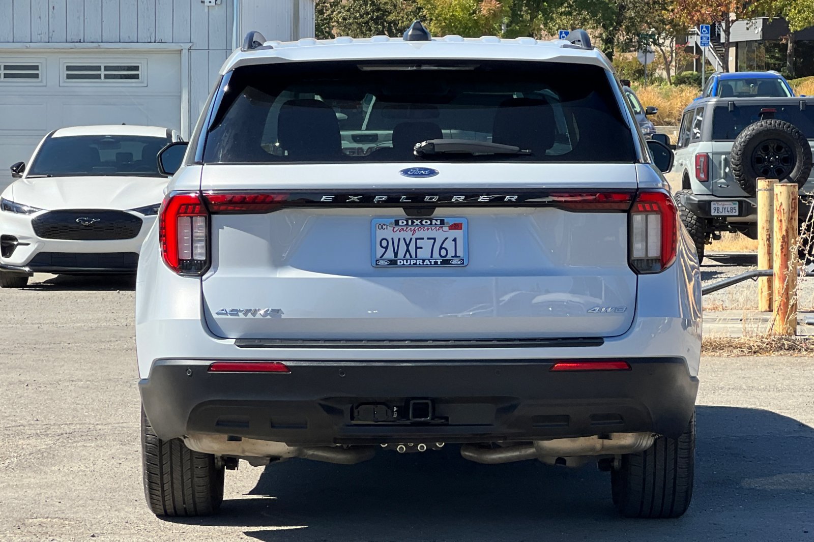 Certified 2025 Ford Explorer Active AWD/4WD image 5