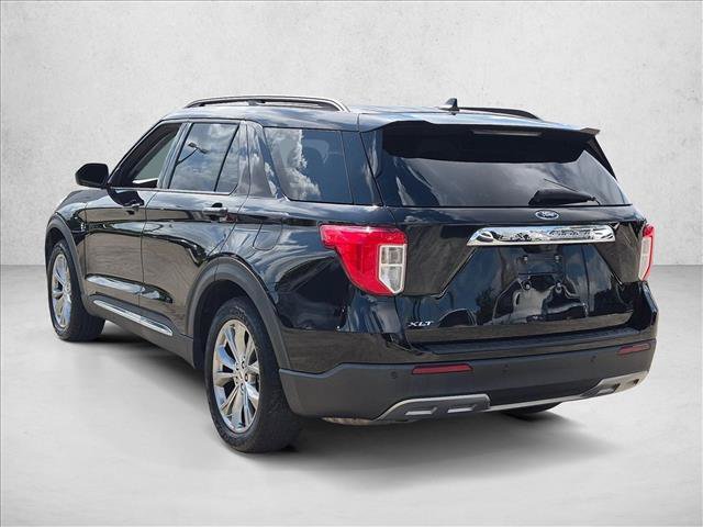Certified 2022 Ford Explorer XLT w/ Equipment Group 202A RWD image 7