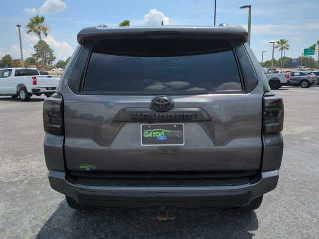 Used 2022 Toyota 4Runner TRD Off-Road Premium AWD/4WD image 6