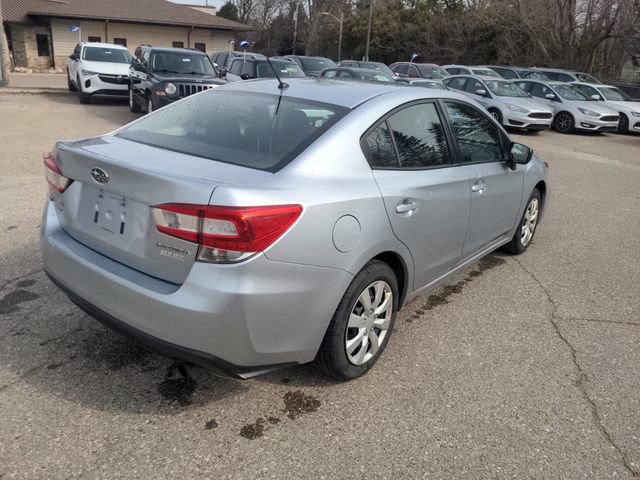 Used 2017 Subaru Impreza 2.0i image 4