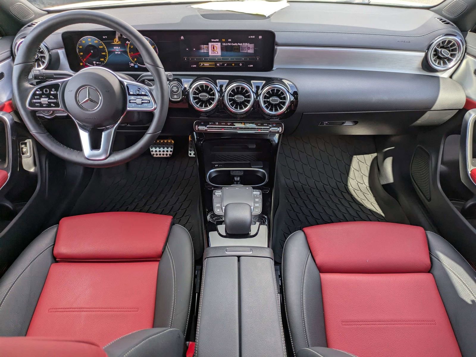 Used 2023 Mercedes-Benz CLA 250 4MATIC image 8