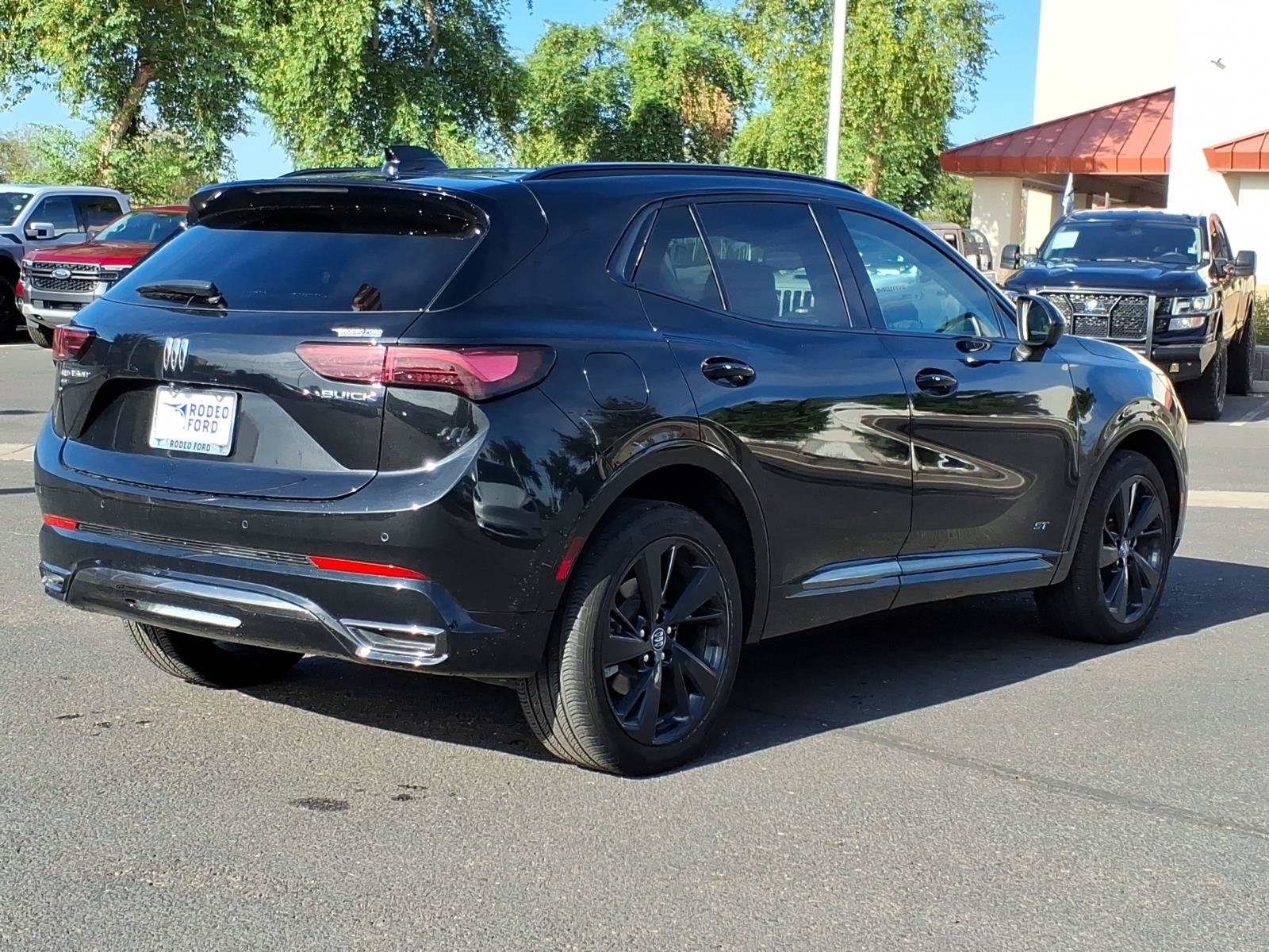 Used 2025 Buick Envision Sport Touring AWD/4WD image 5