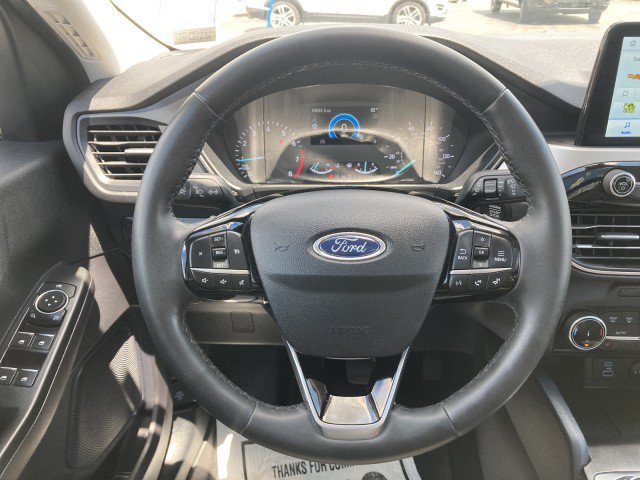 Certified 2022 Ford Escape SE w/ SE Sport Appearance Package AWD/4WD image 18