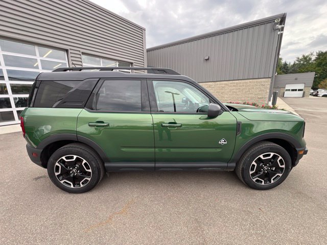 Certified 2024 Ford Bronco Sport Outer Banks w/ Tech Package AWD/4WD image 4