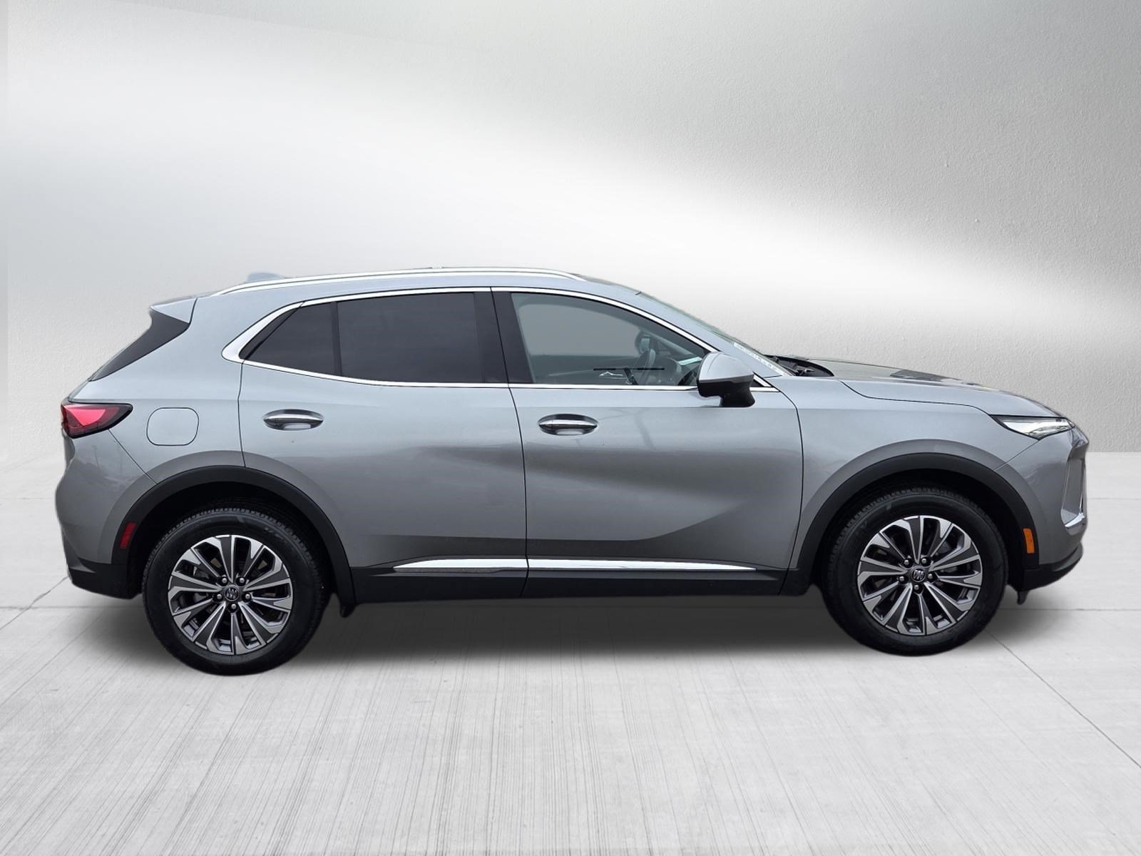 Used 2024 Buick Envision Preferred AWD/4WD image 8