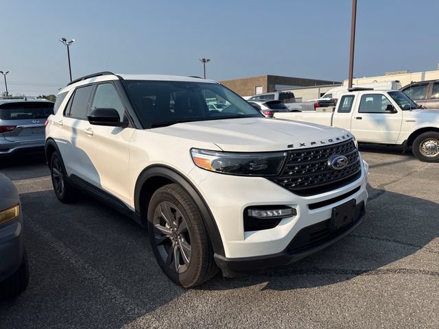 Certified 2024 Ford Explorer XLT w/ Equipment Group 202A AWD/4WD image 7