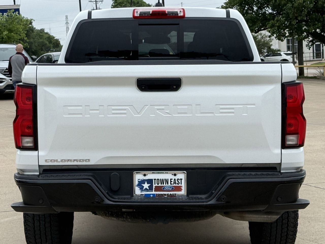 Used 2024 Chevrolet Colorado Z71 w/ Z71 Convenience Package 2 AWD/4WD image 6