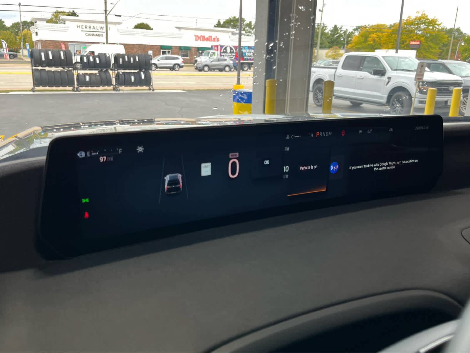 Certified 2025 Ford Expedition Active AWD/4WD image 34