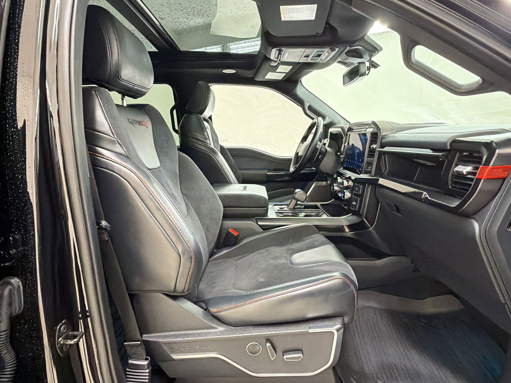 Certified 2023 Ford F150 Raptor w/ Equipment Group 802A Raptor R AWD/4WD image 30