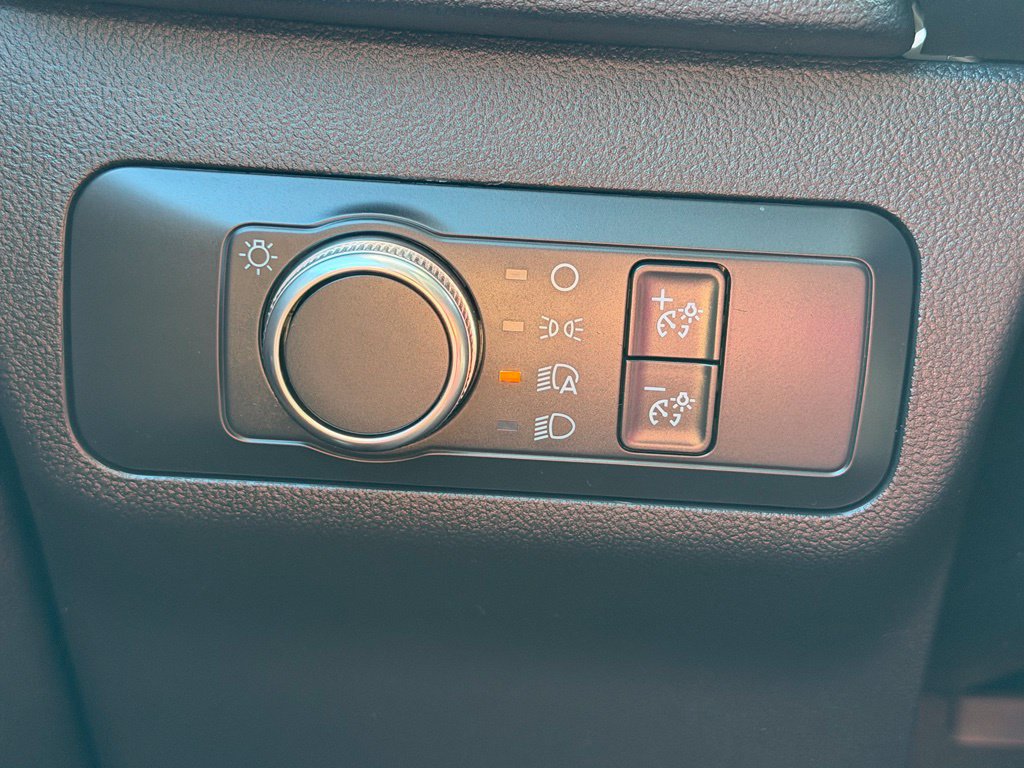 Certified 2021 Ford Escape SE FWD image 38