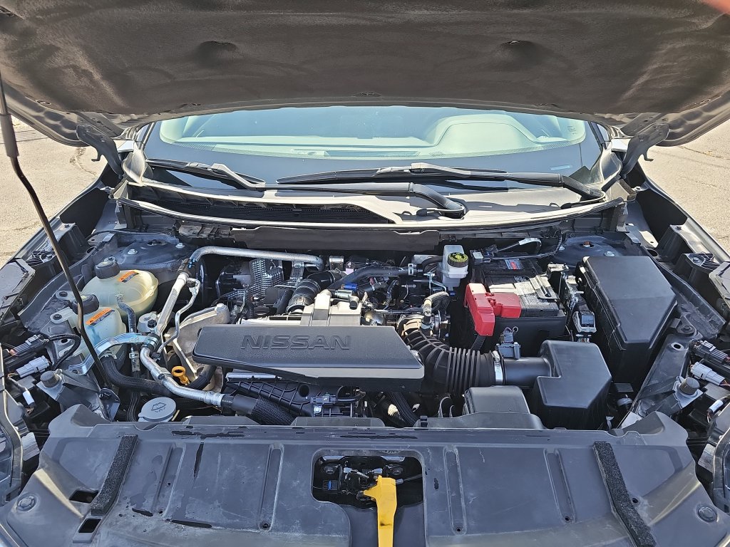 Used 2024 Nissan Rogue S AWD/4WD image 29