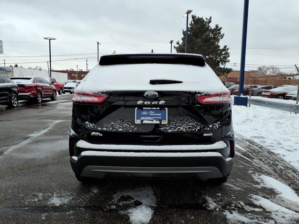 Certified 2024 Ford Edge SEL w/ Convenience Package image 3