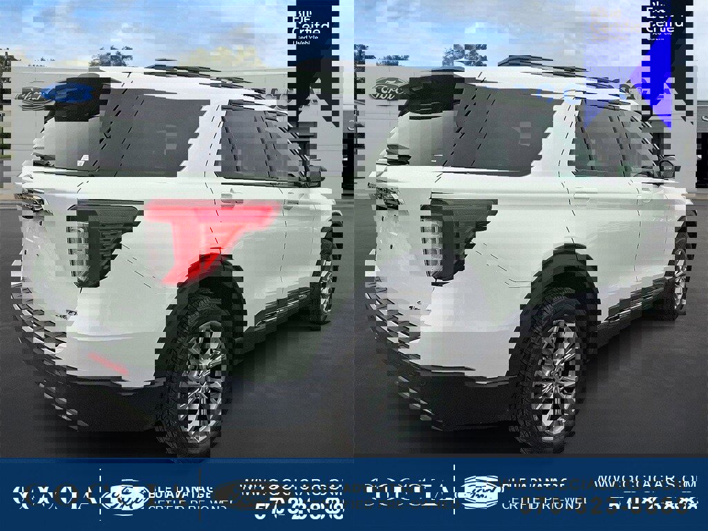 Certified 2023 Ford Explorer XLT w/ Equipment Group 202A image 5