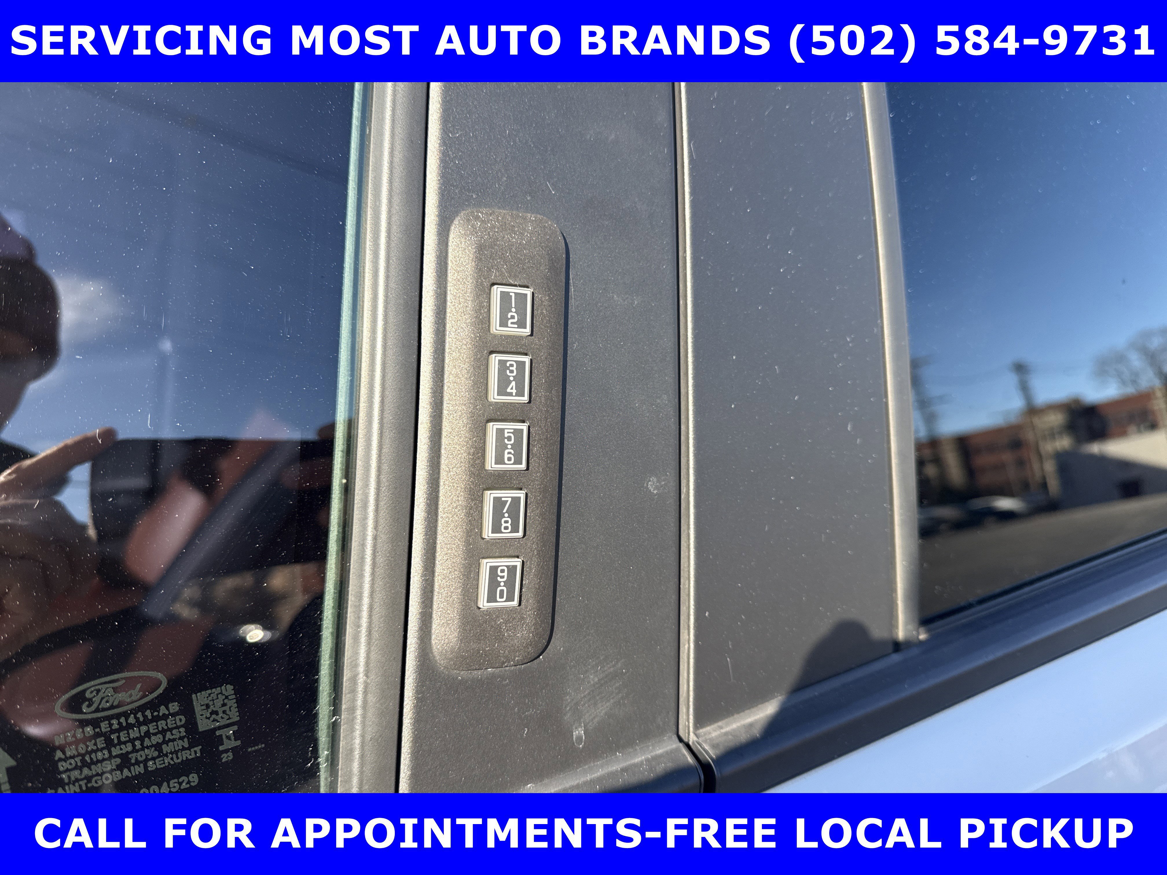 Certified 2023 Ford Maverick Lariat w/ Lariat Luxury Package image 18