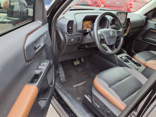 Certified 2023 Ford Bronco Sport Outer Banks w/ Tech Package AWD/4WD image 7