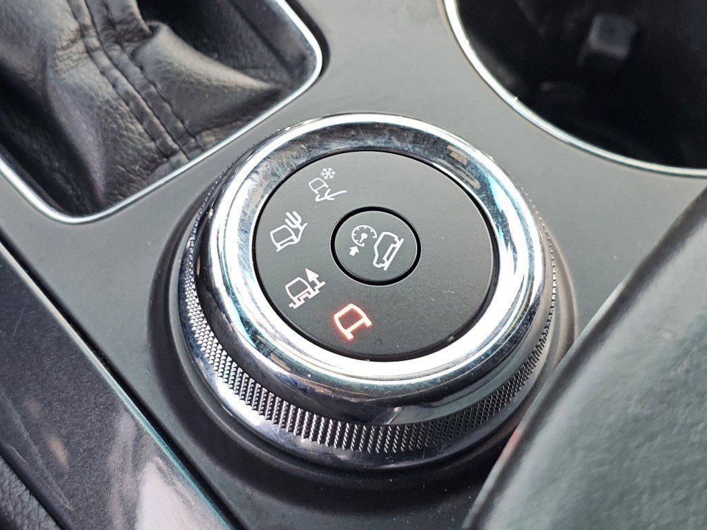 Certified 2018 Ford Explorer Platinum image 10