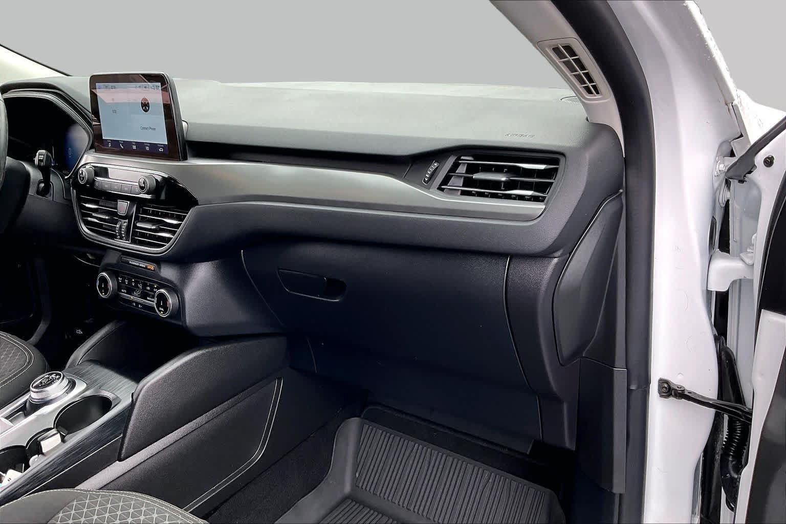 Certified 2024 Ford Escape Active FWD image 17