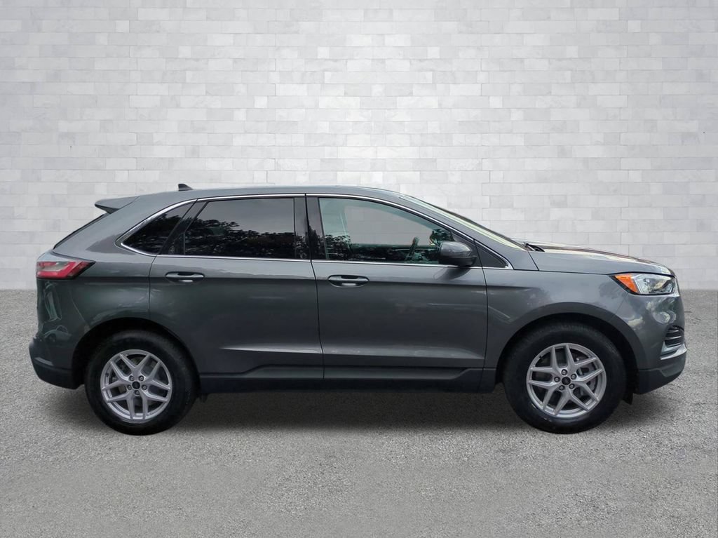 Certified 2024 Ford Edge SEL AWD/4WD image 3