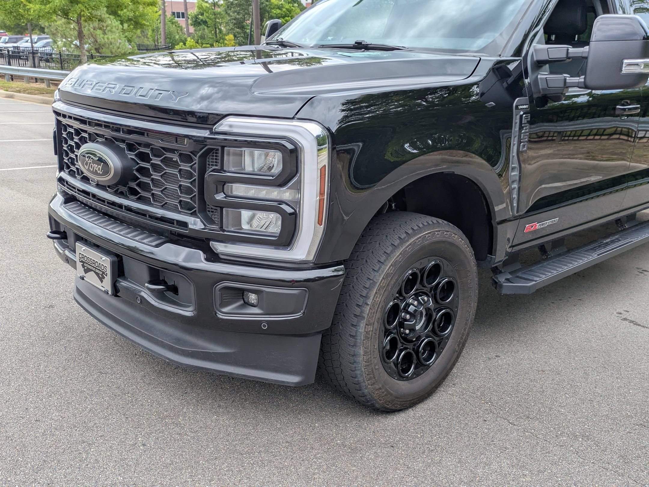 Certified 2025 Ford F350 Lariat w/ Lariat Ultimate Package AWD/4WD image 10
