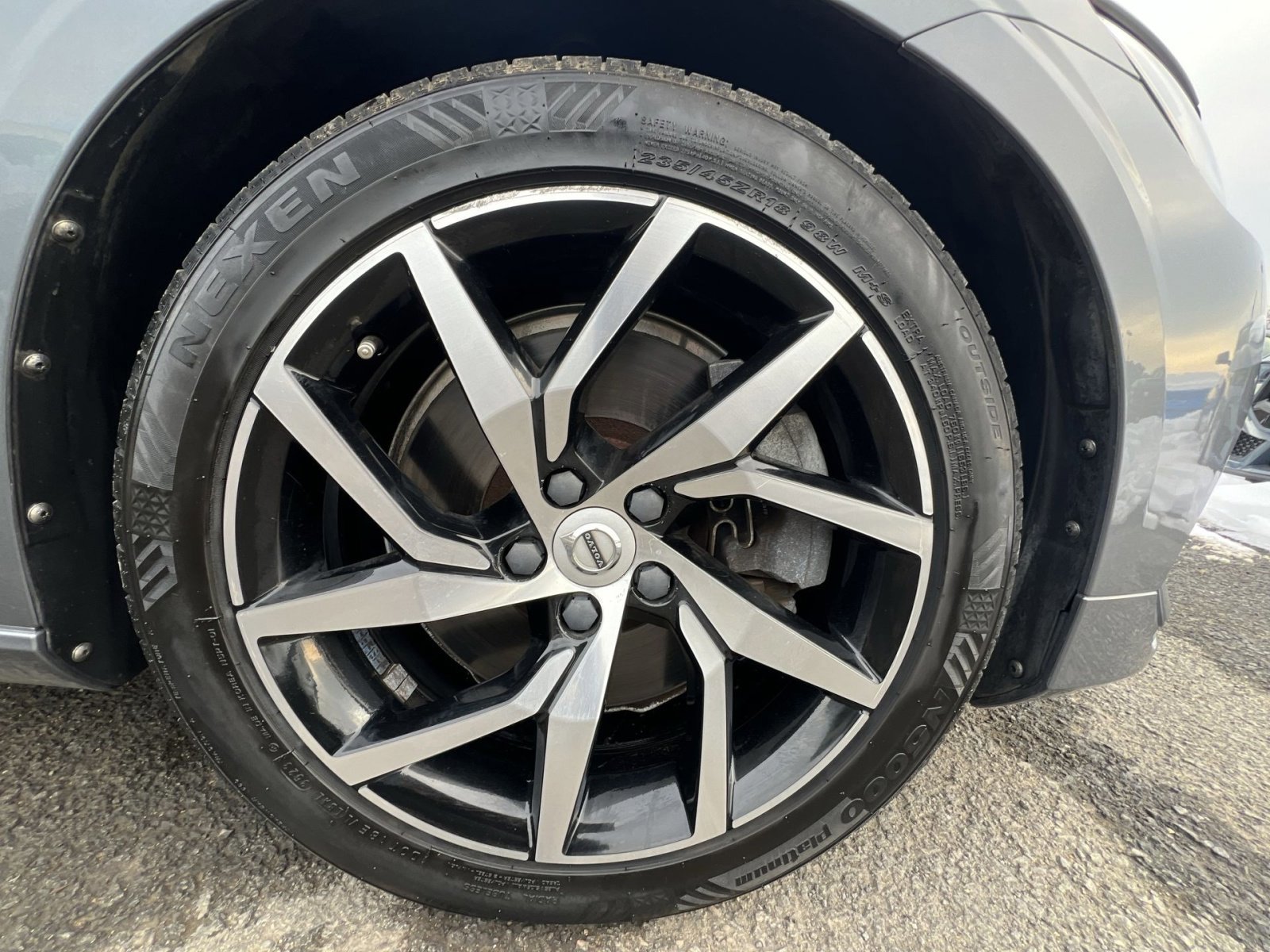 Used 2020 Volvo S60 T6 Momentum image 12