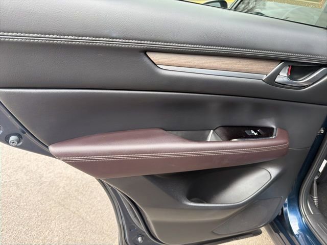 Used 2020 MAZDA CX-5 Signature image 25