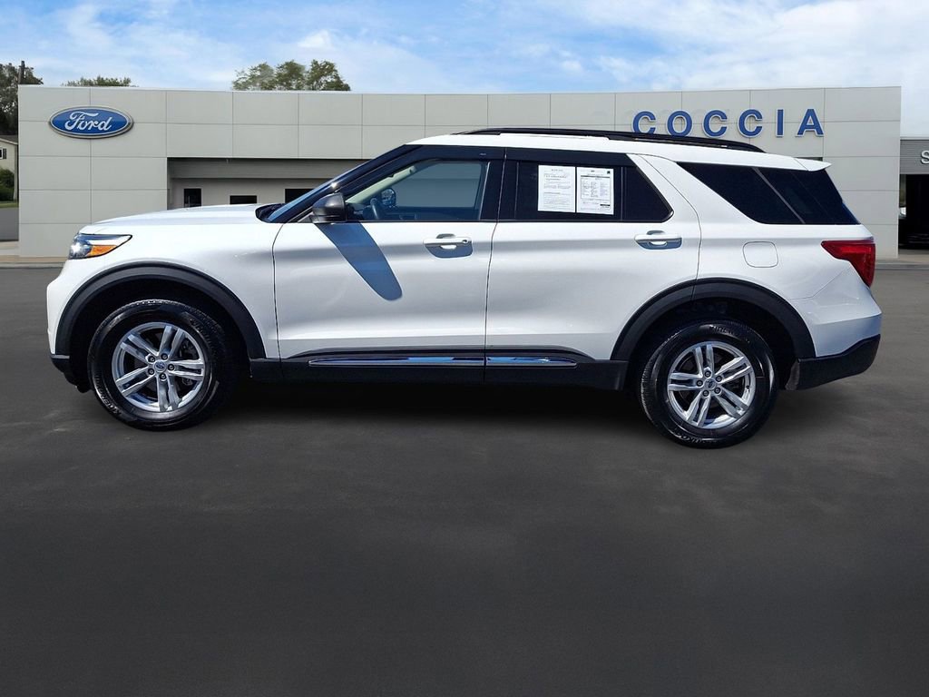 Certified 2023 Ford Explorer XLT w/ Equipment Group 202A image 2