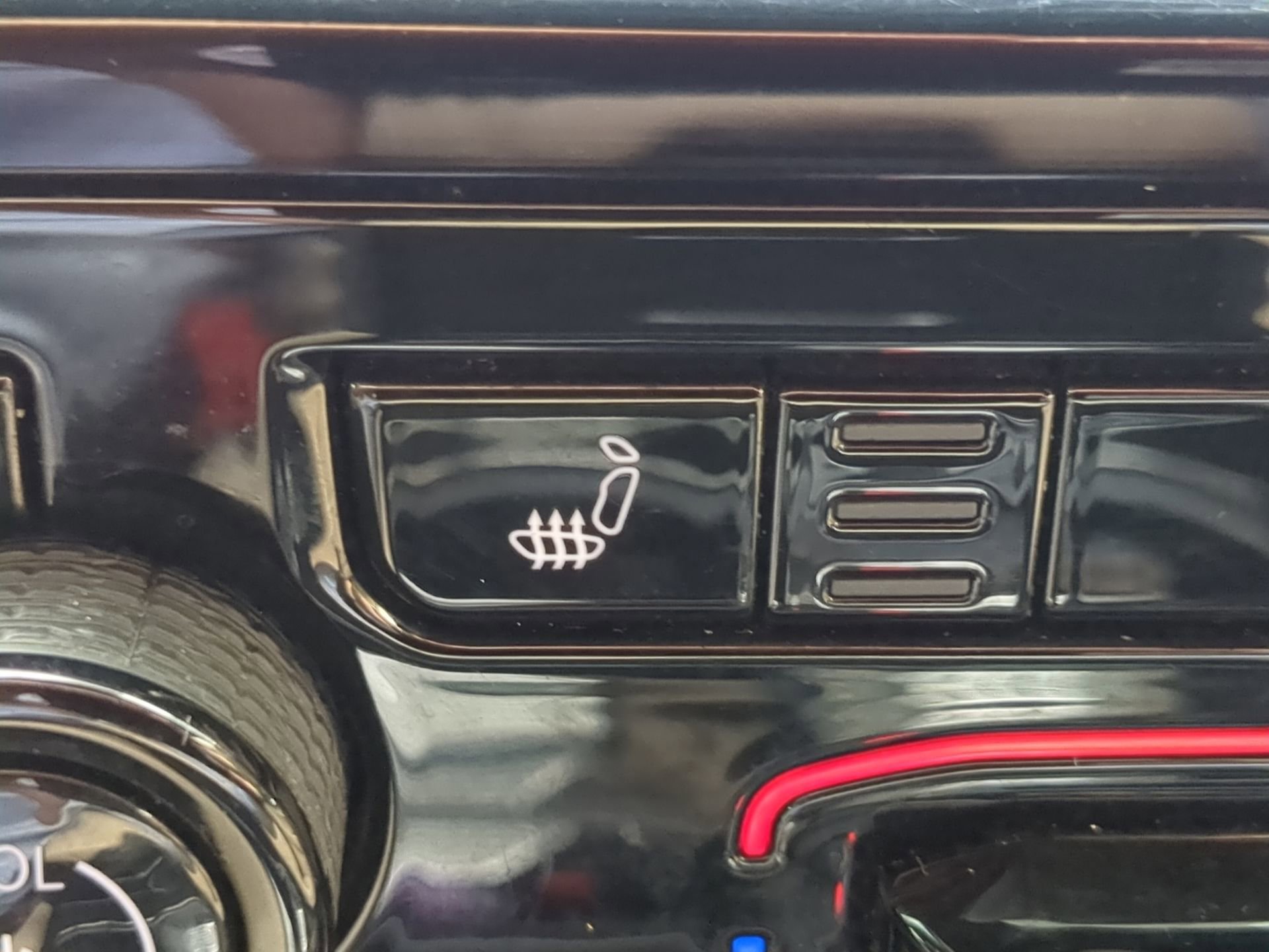 Used 2024 Jeep Grand Cherokee L Limited image 55