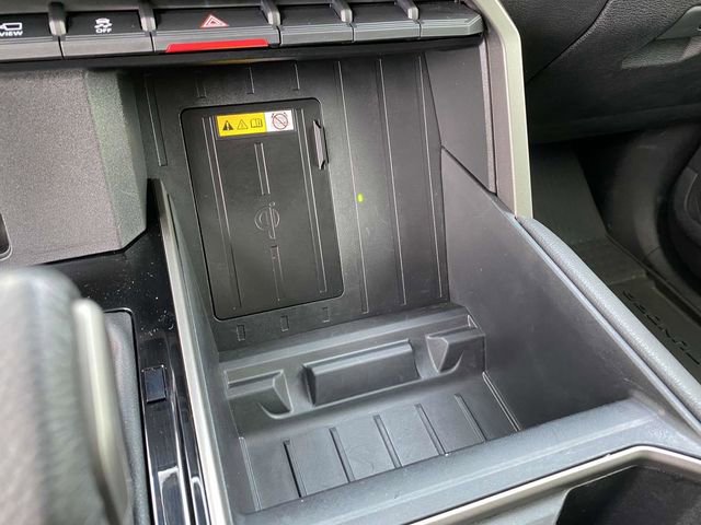 Used 2024 Toyota Tundra Limited image 30