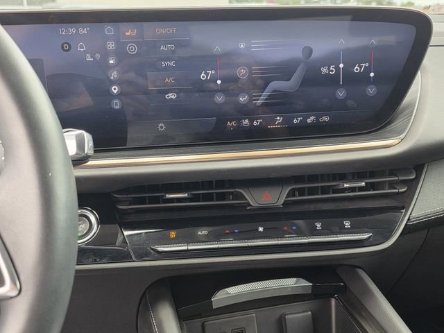 Used 2024 Buick Envision Avenir AWD/4WD image 10