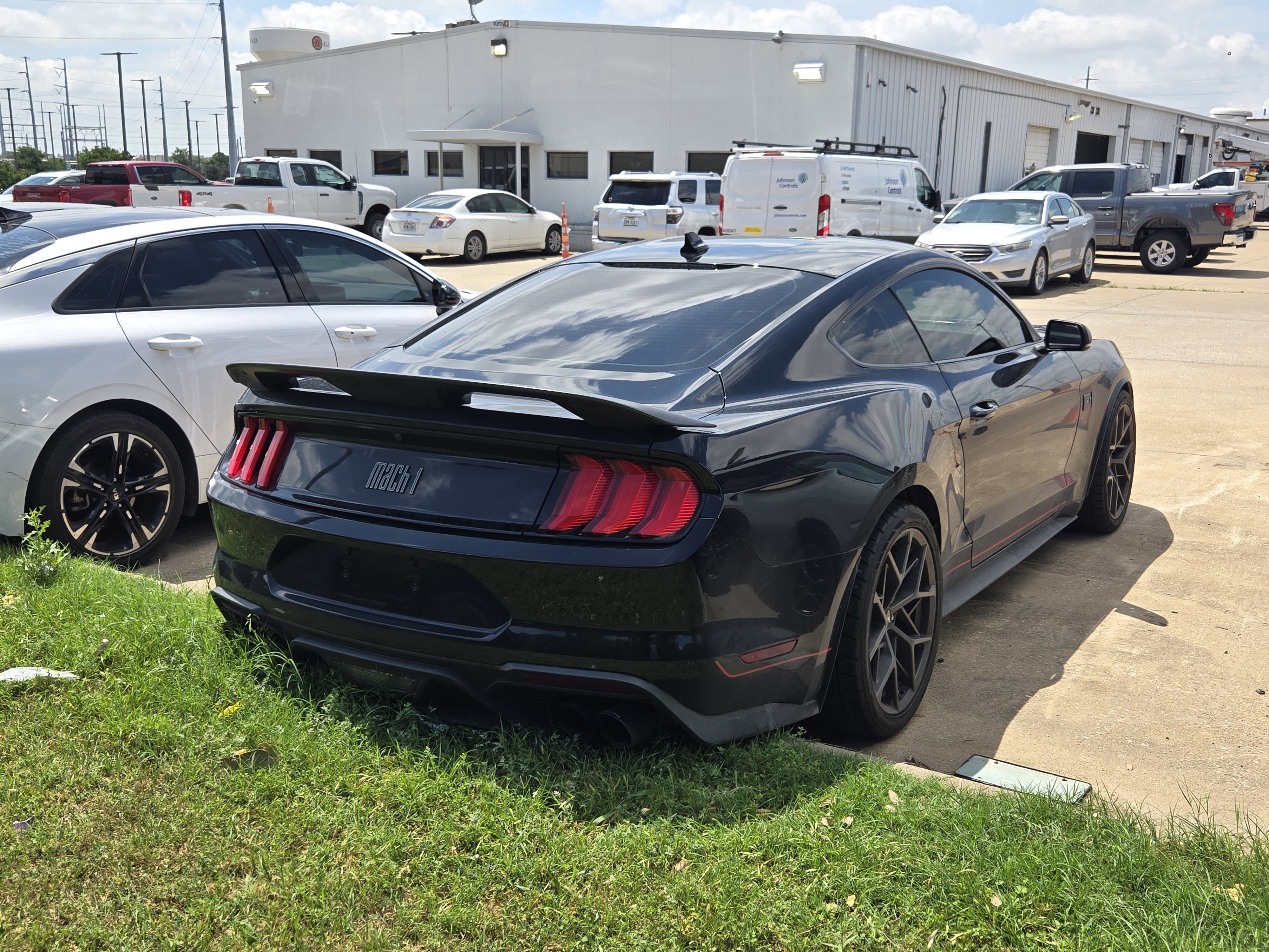 Certified 2021 Ford Mustang Mach 1 w/ Mach 1 Handling Package RWD image 4