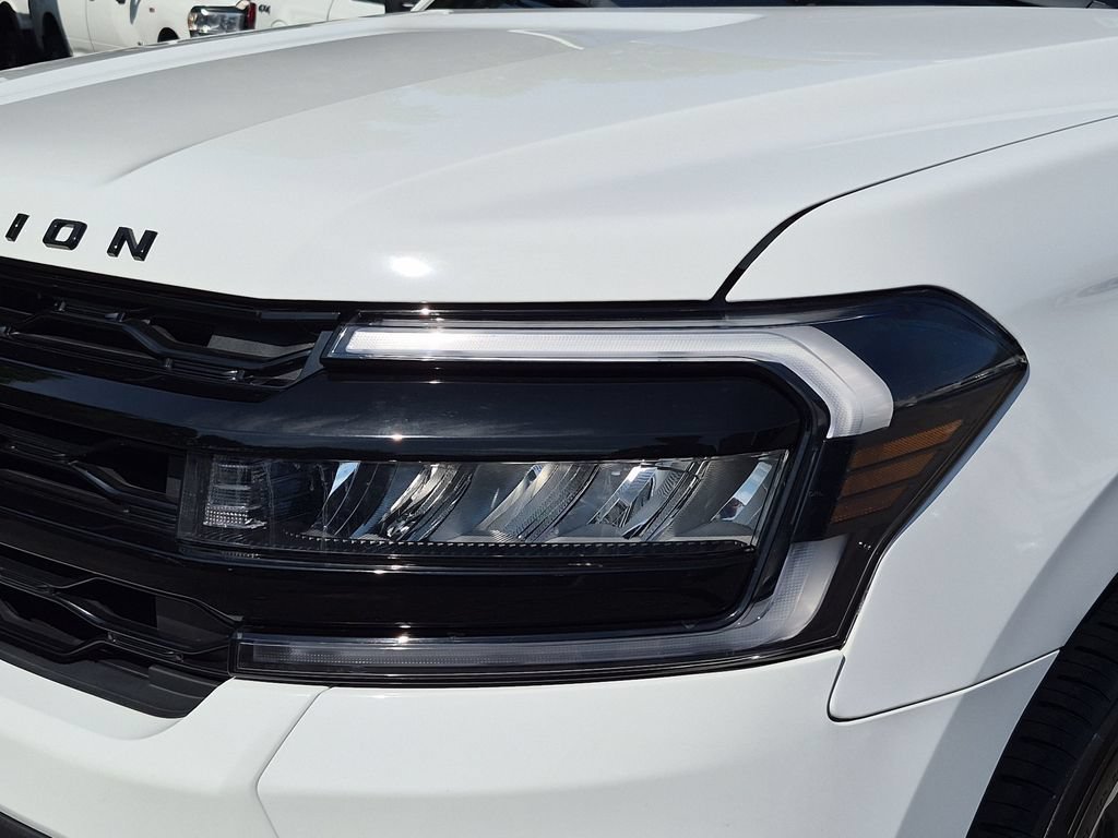 Certified 2023 Ford Expedition Max Limited AWD/4WD image 3