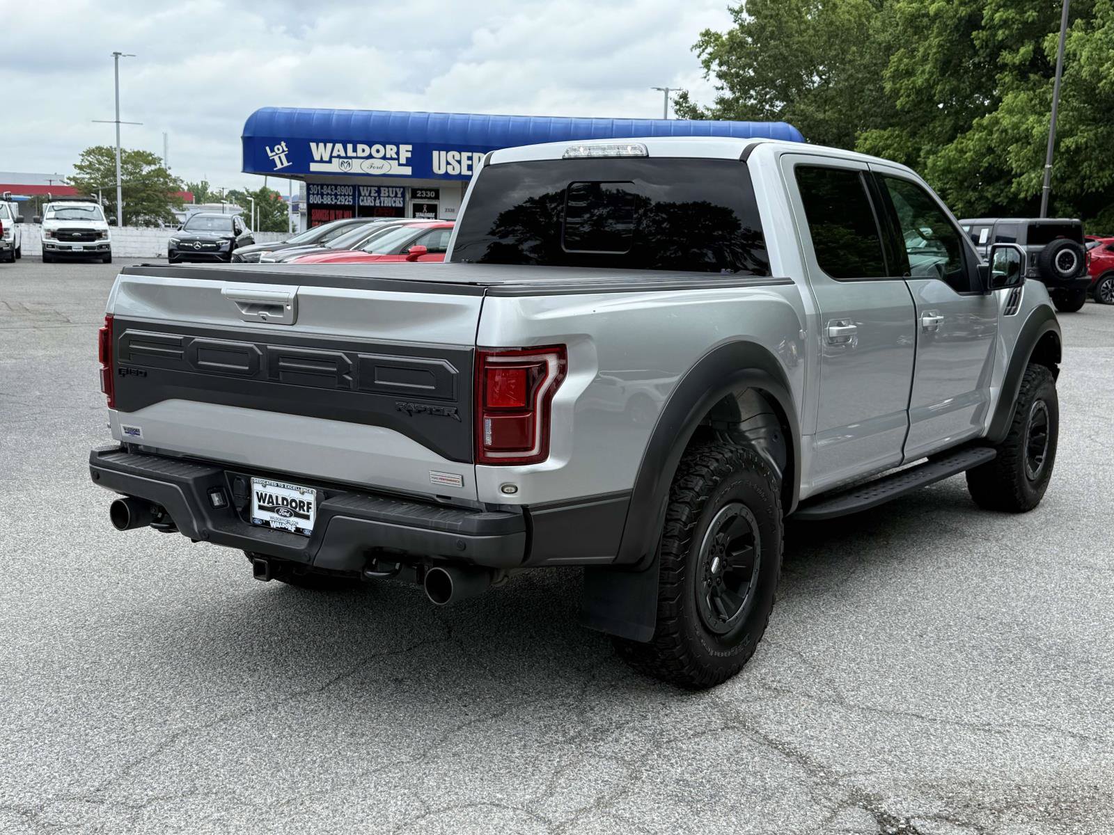 Certified 2017 Ford F150 Raptor w/ Equipment Group 802A Luxury AWD/4WD image 2