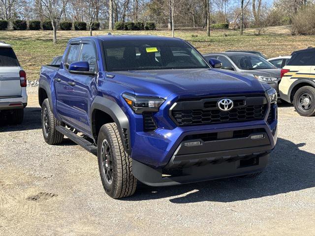Used 2025 Toyota Tacoma TRD Off-Road image 3