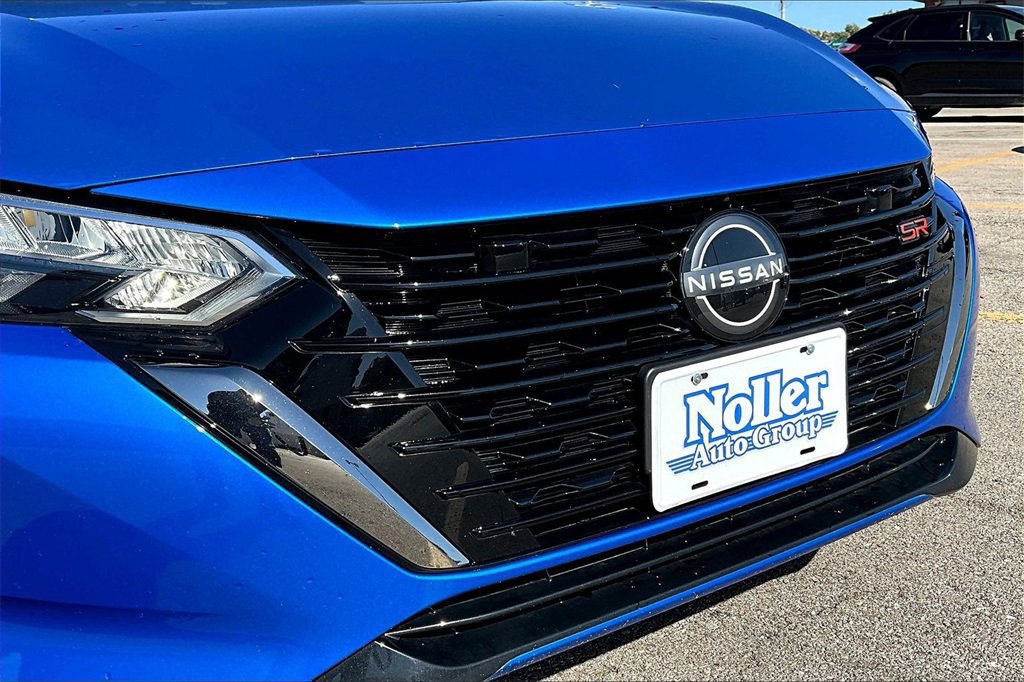 Used 2024 Nissan Sentra SR w/ SR Premium Package image 28