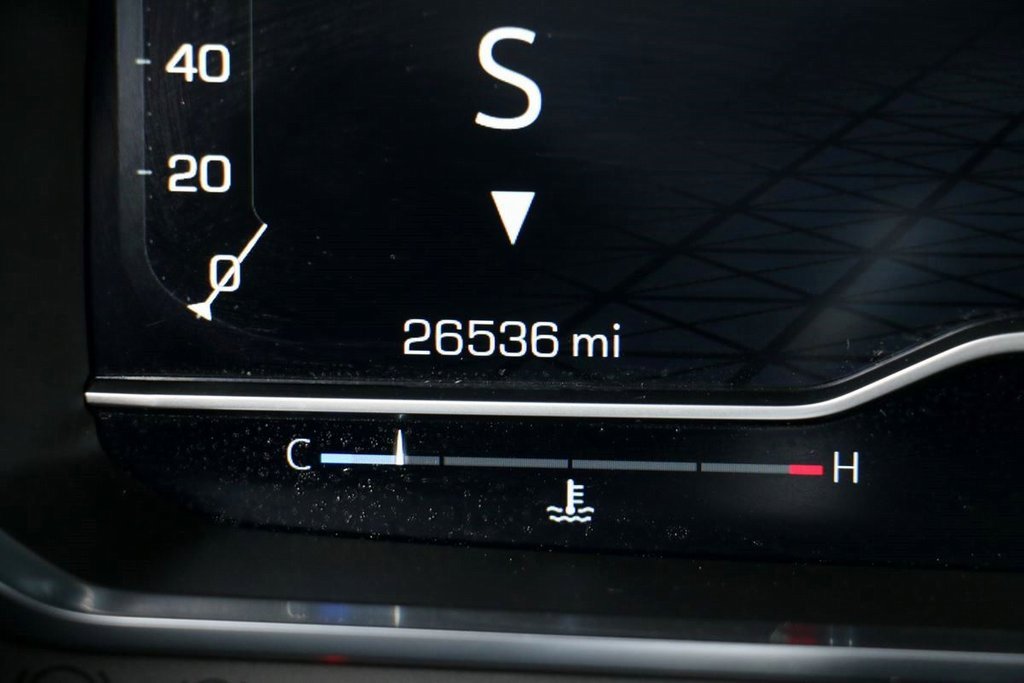 Used 2024 GMC Yukon SLT image 14