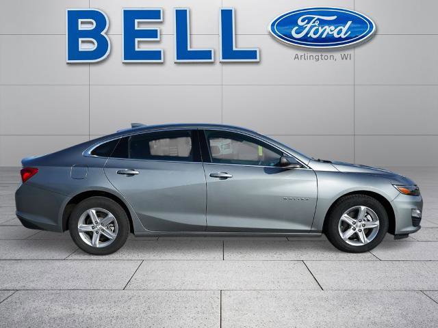 Used 2024 Chevrolet Malibu LT image 2