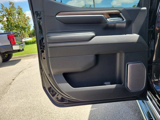Used 2022 Chevrolet Silverado 1500 High Country RWD image 14