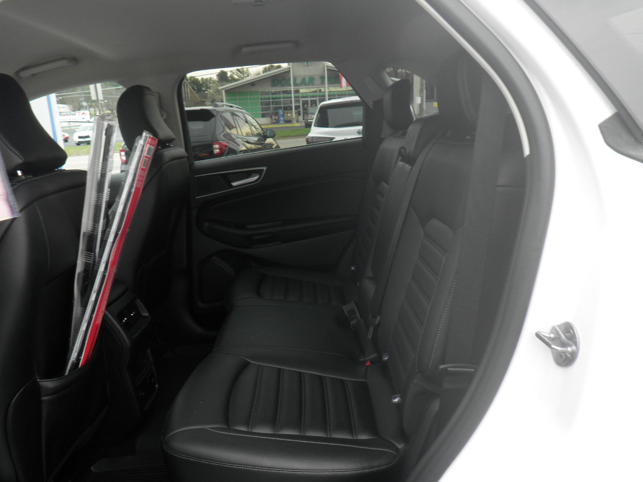 Certified 2024 Ford Edge SEL w/ Convenience Package AWD/4WD image 15