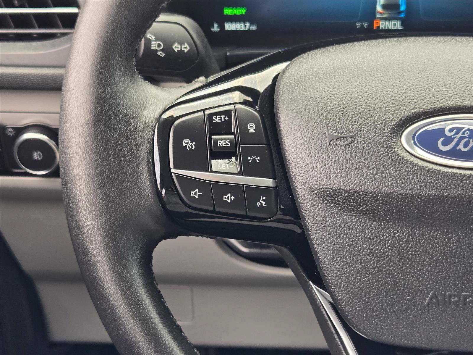 Certified 2023 Ford Escape SE w/ PHEV Premium Package FWD image 26