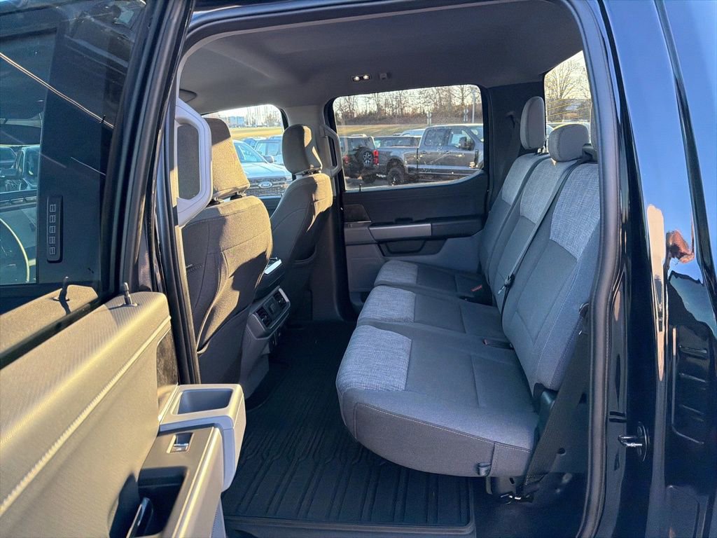 Certified 2022 Ford F150 XLT w/ Equipment Group 302A High image 15