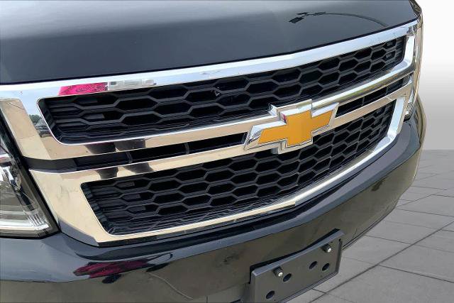 Used 2018 Chevrolet Suburban LT RWD image 29