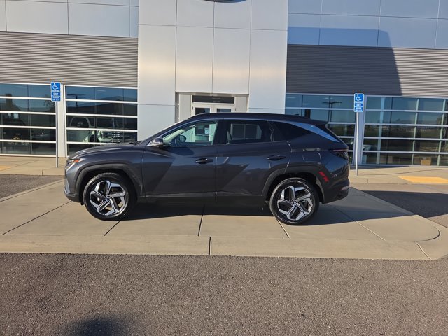 Used 2024 Hyundai Tucson Limited image 2
