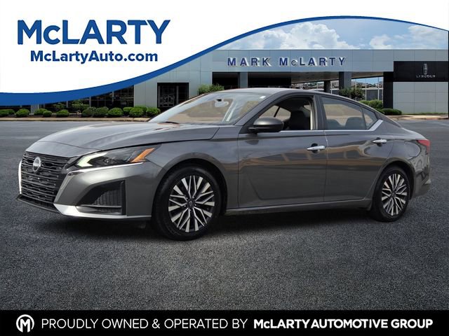 Used 2024 Nissan Altima 2.5 SV