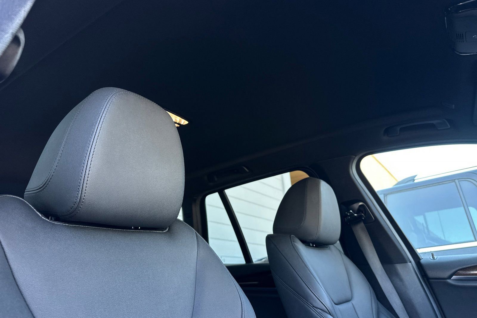 Used 2019 BMW X3 sDrive30i w/ Driving Assistance Package image 16