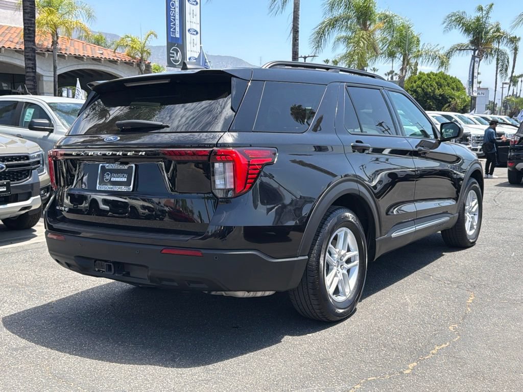 Certified 2025 Ford Explorer Active RWD image 12
